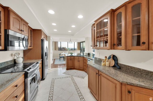 Property Photo:  426 S 1000 E 707  UT 84102 