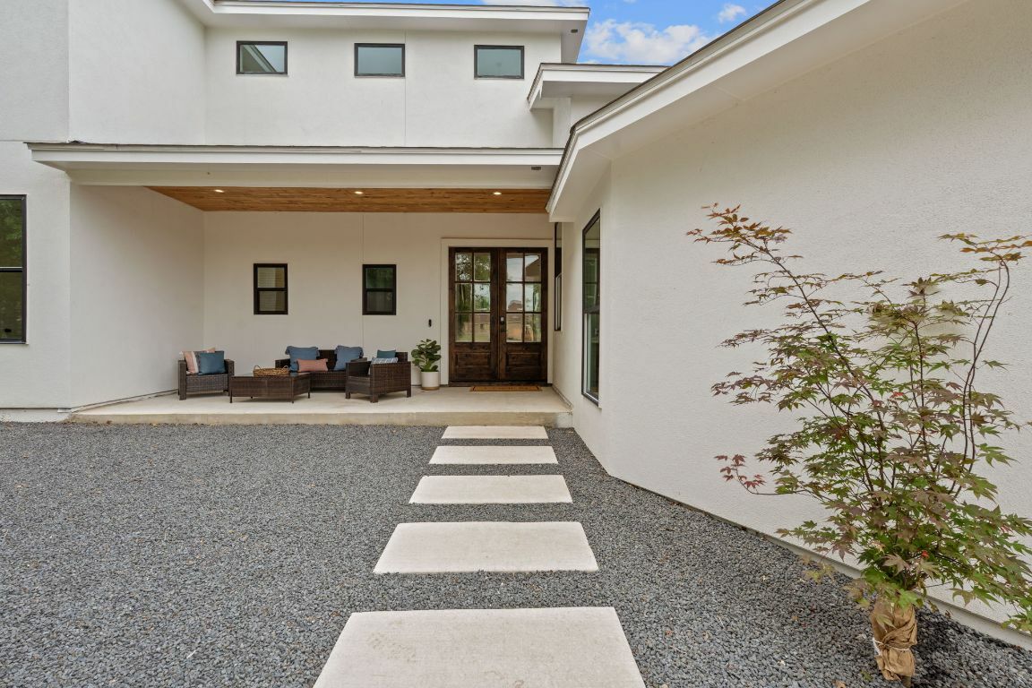 Property Photo: 103 Mills Crossing TX 78602