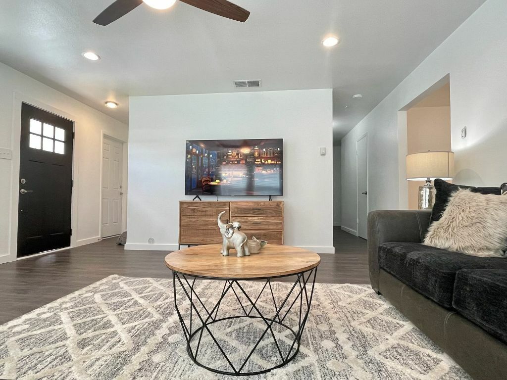 Property Photo:  5116 Pepper Lane  TX 78744 