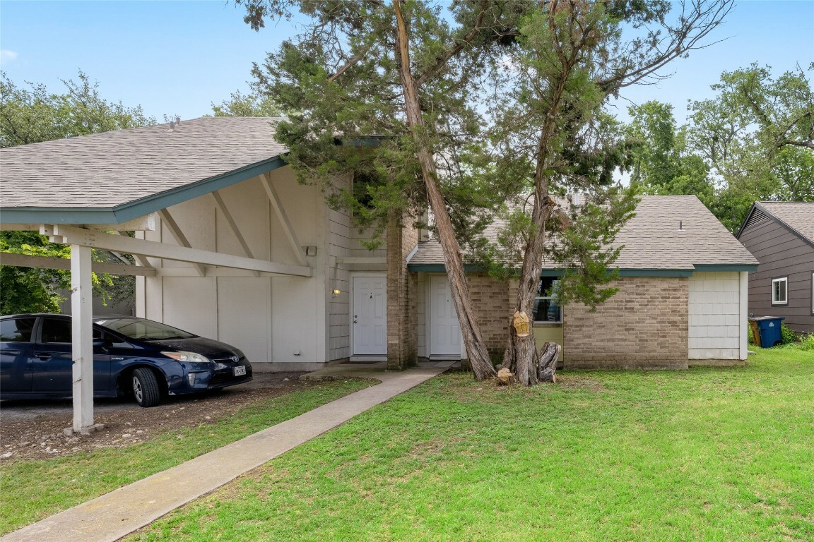 Property Photo: 6903 Woodhue Drive B TX 78745