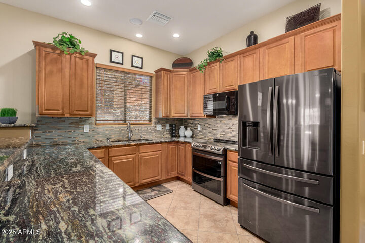 Property Photo: 16538 E Westwind Court AZ 85268