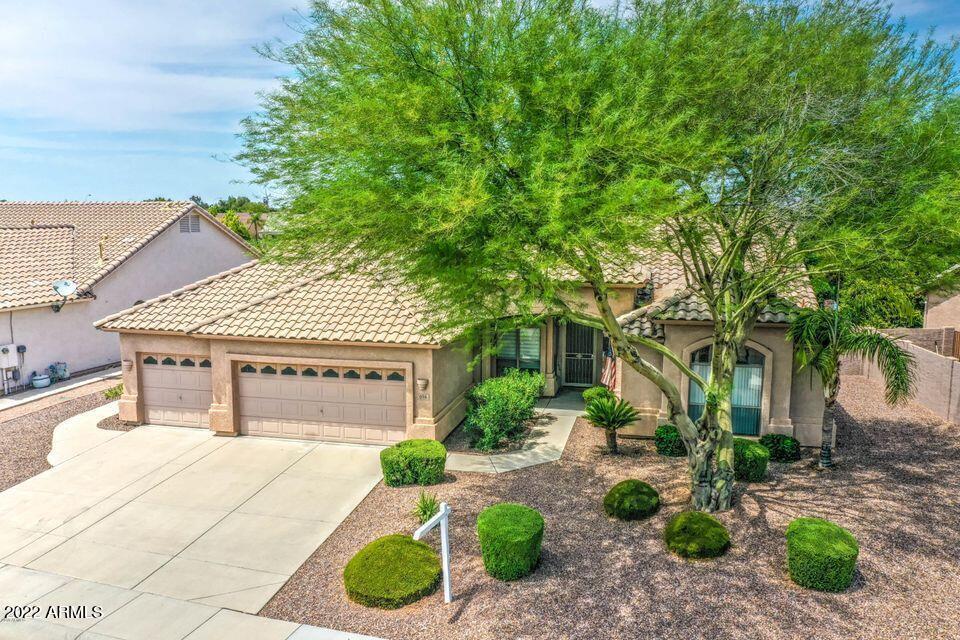 694 W Beechnut Drive  Chandler AZ 85248 photo