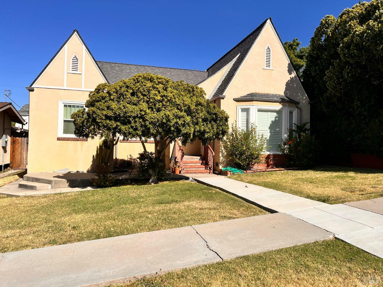 Property Photo: 436 S Front Street CA 94571