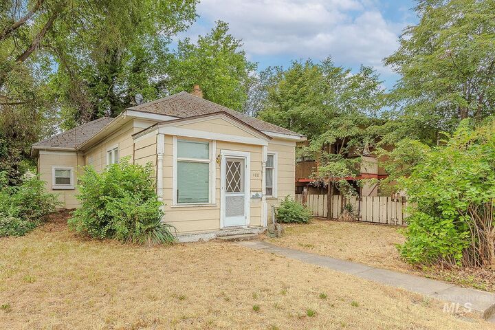 Property Photo: 408 6th Avenue ID 83501