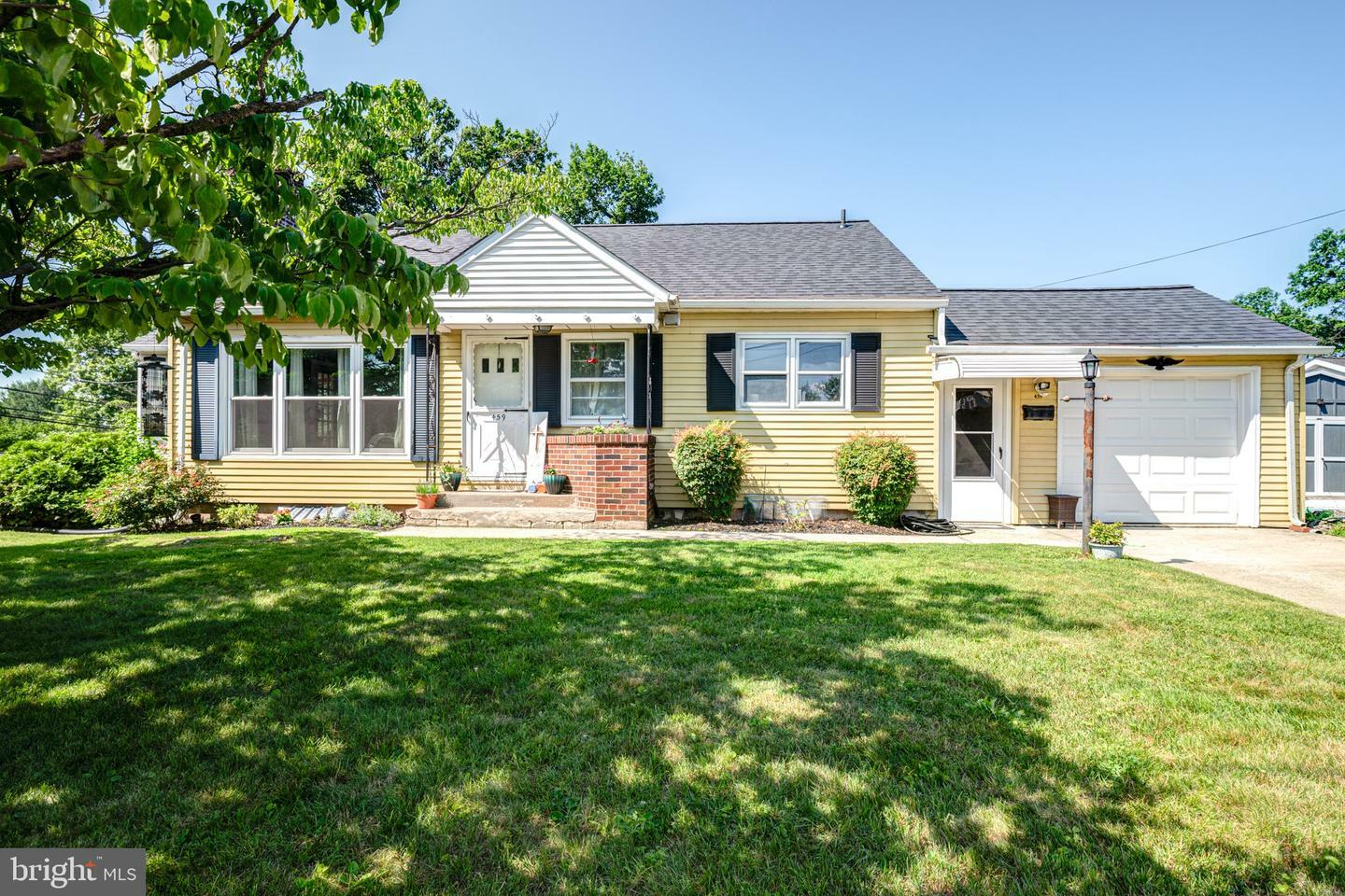 Property Photo: 459 S 5th Avenue PA 19468