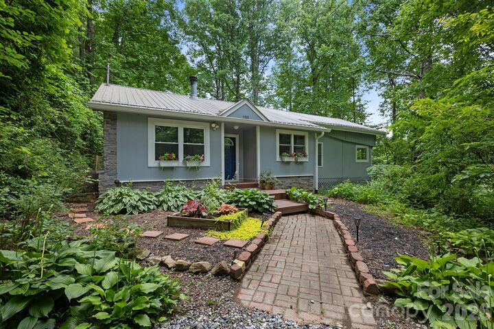 Property Photo:  193 Timberside Drive  NC 28754 