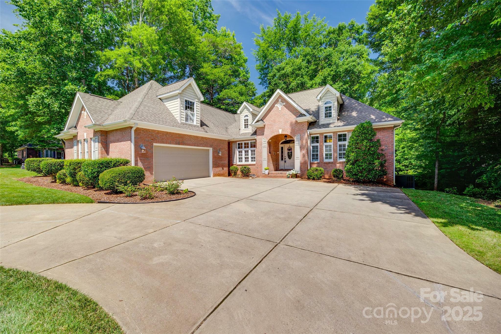 Property Photo: 125 Highland Forest Drive SC 29710