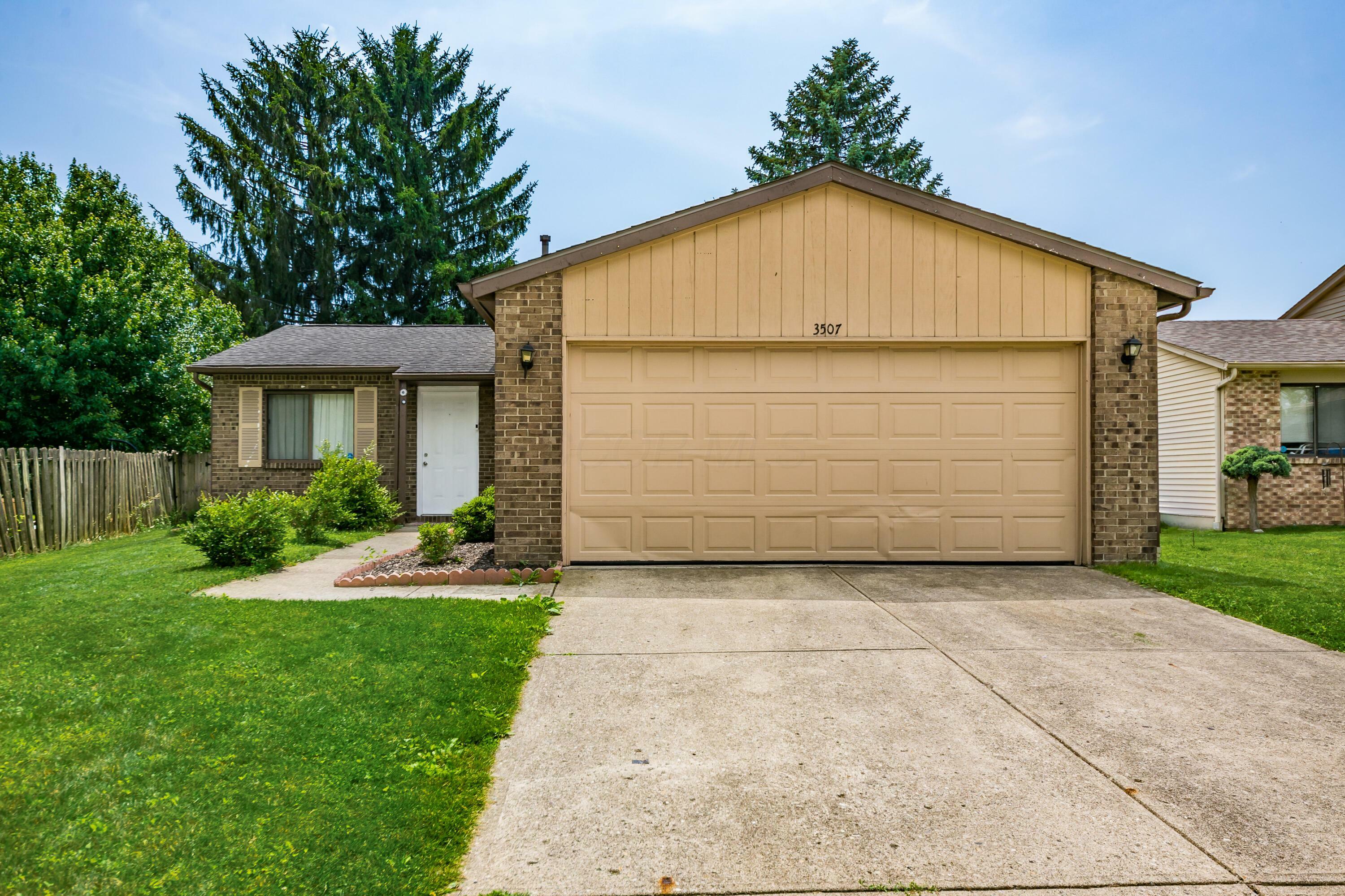 Property Photo: 3507 Brinkton Drive OH 43231