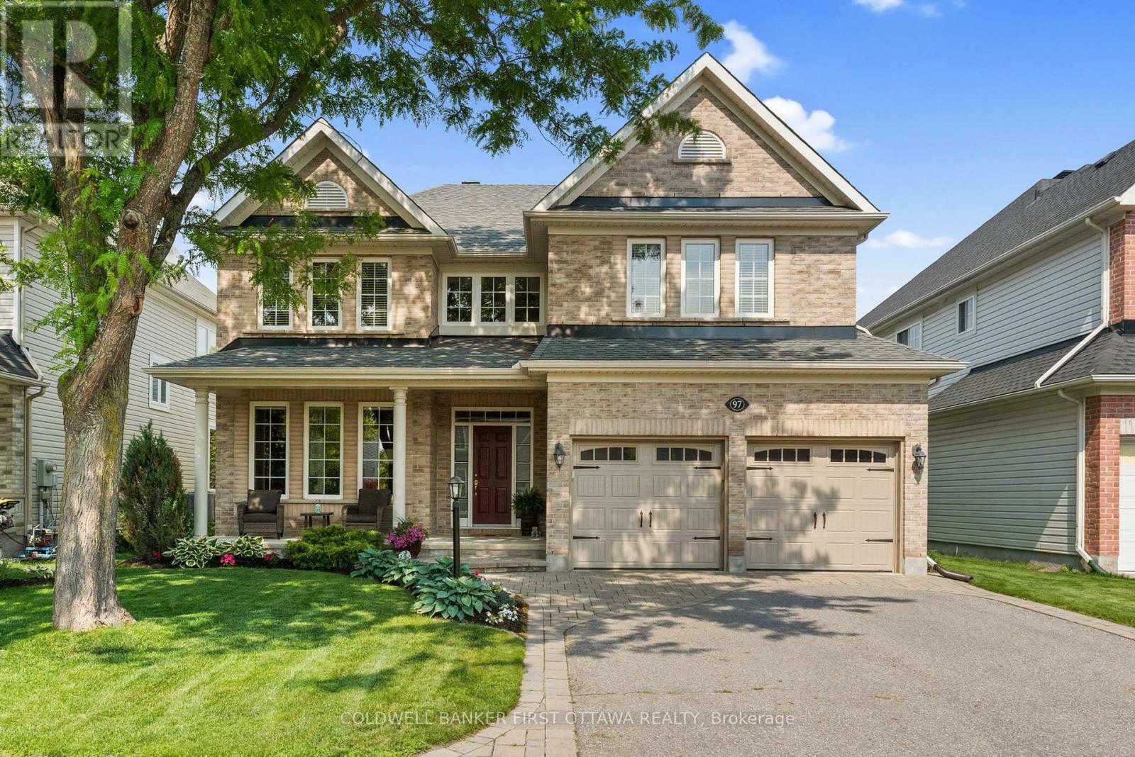 Photo de la propriété:  97 Blackshire Circle  ON K2J 5M3 