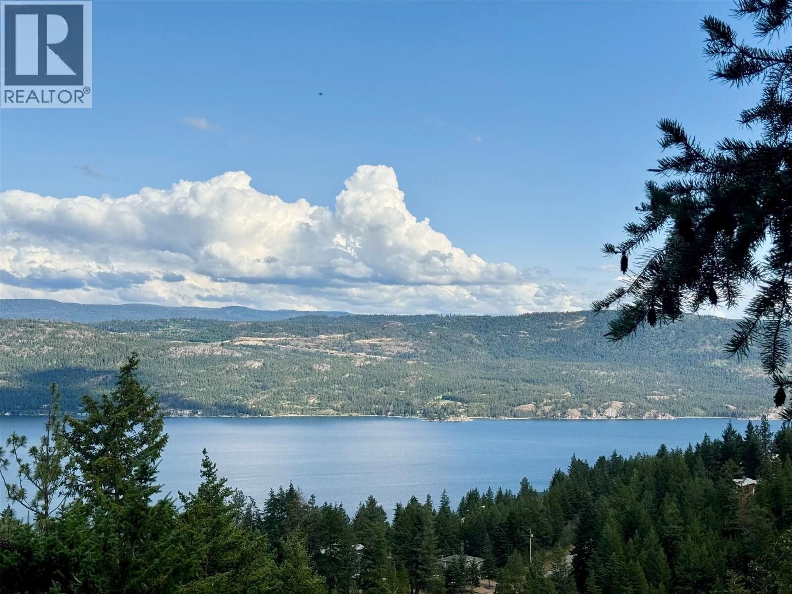 Property Photo: 90 Crown Crescent BC V1H 2C3