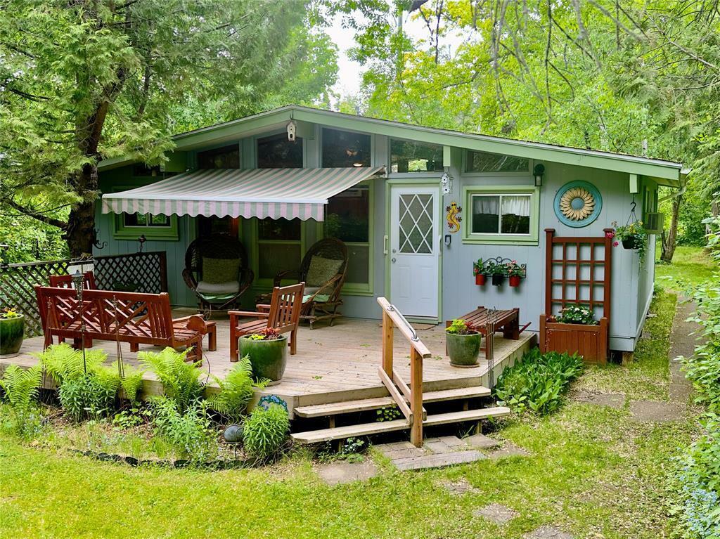 329 5th Avenue  Victoria Beach MB R0E 2C0 photo