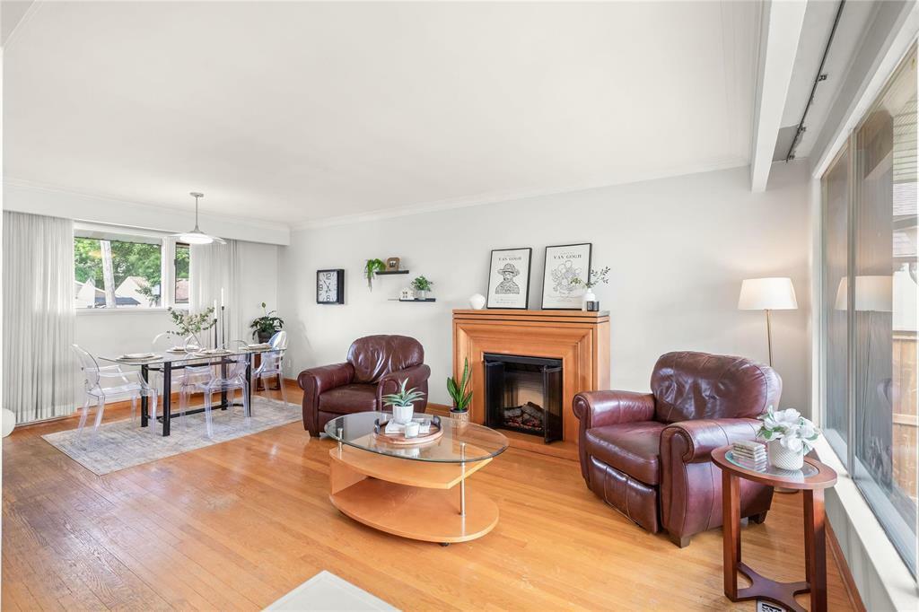 Property Photo: 1222 Church Avenue MB R2X 1G3