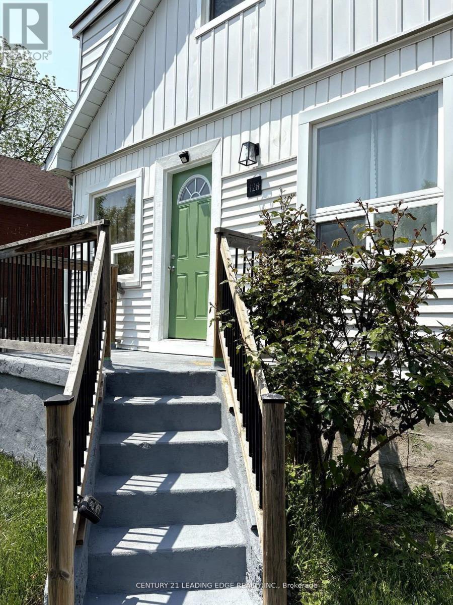 Property Photo: 128 Summer Street Main ON L1H 2K9