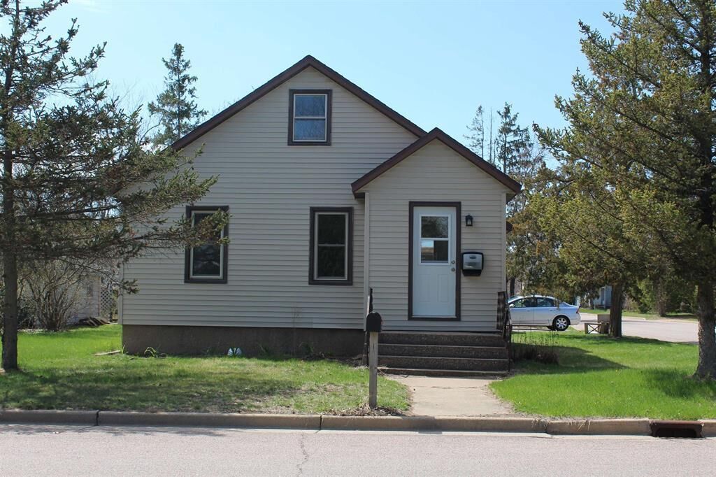 Property Photo:  1960 South 6th Street  WI 54494 