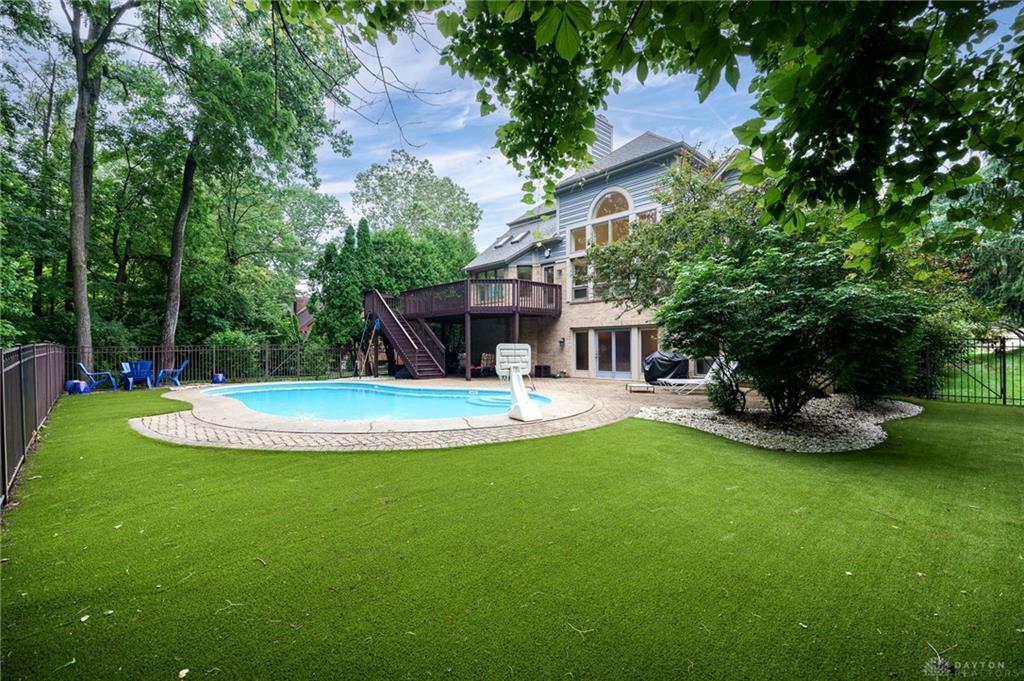 Property Photo:  10145 Park Edge Drive  OH 45458 