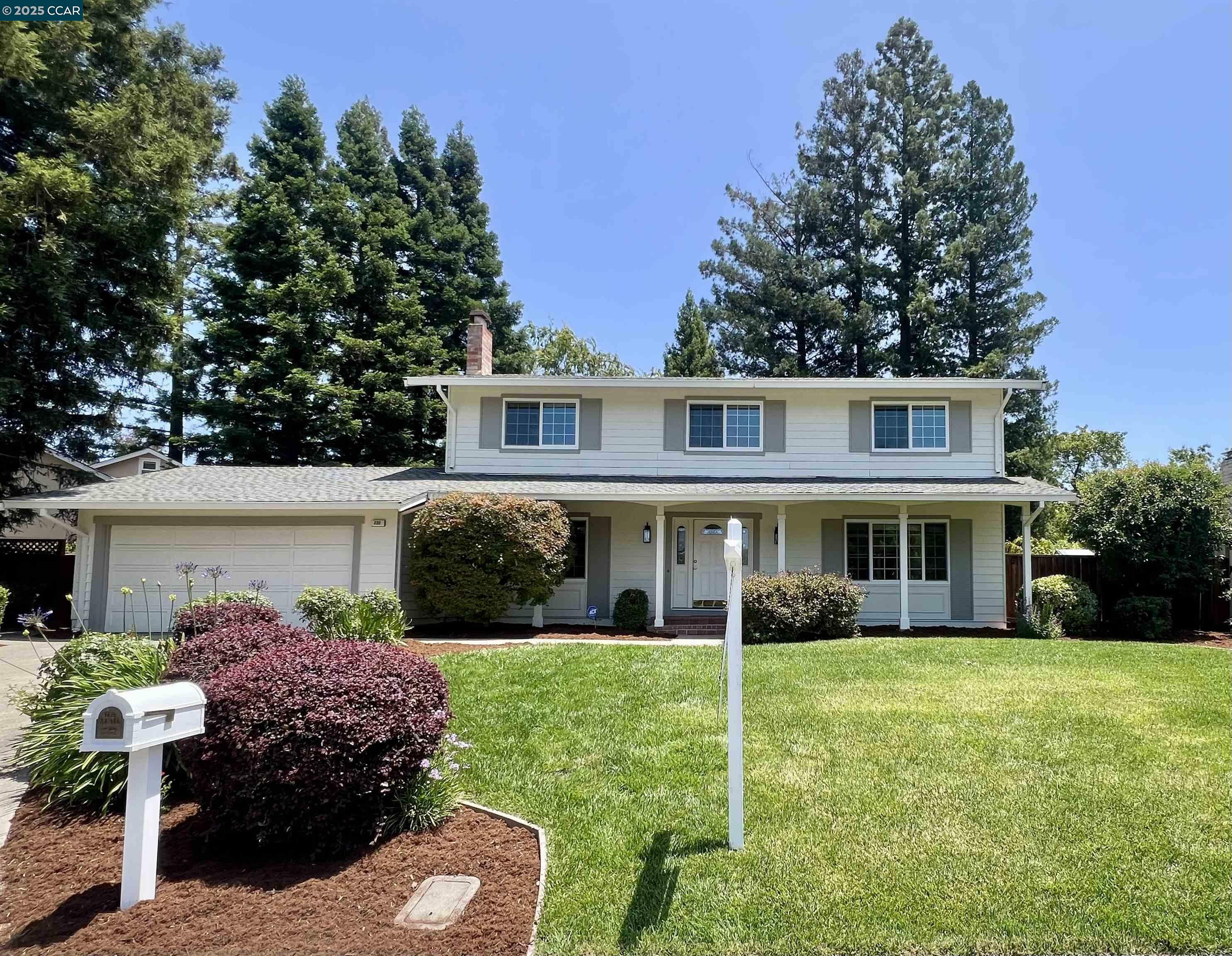 Property Photo: 222 Scotts Mill Ct CA 94526