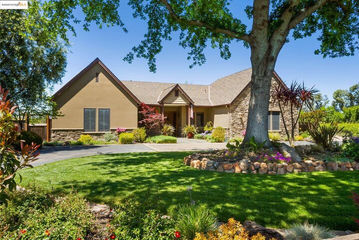 1901 Buena Vista Ave  Livermore CA 94550 photo