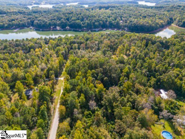 Property Photo: 209 N Lakeside Drive SC 29643