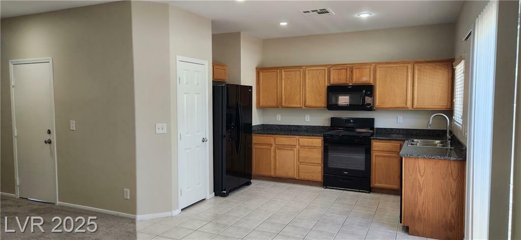 Property Photo: 9945 Concho River Avenue NV 89148