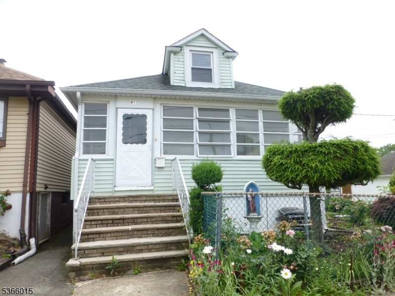 Property Photo: 419 Hancock St NJ 07080