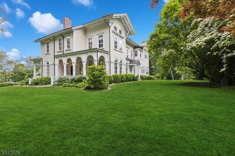 Property Photo:  29 Kitchell Rd  NJ 07960 