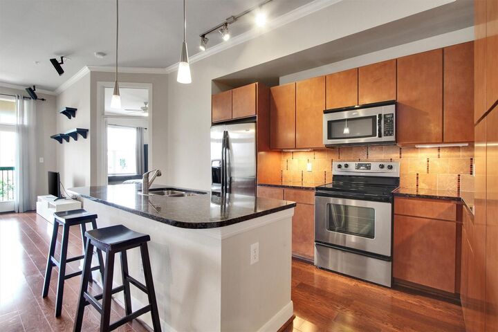 Property Photo:  300 St Joseph Parkway 318  TX 77002 