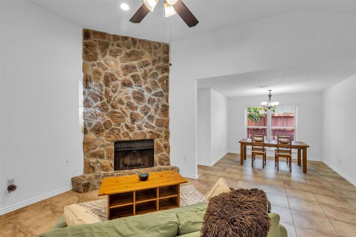 Property Photo:  9410 Chapel Pine Court  TX 77379 
