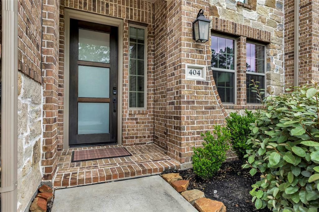 Property Photo: 404 Christians Court TX 77316