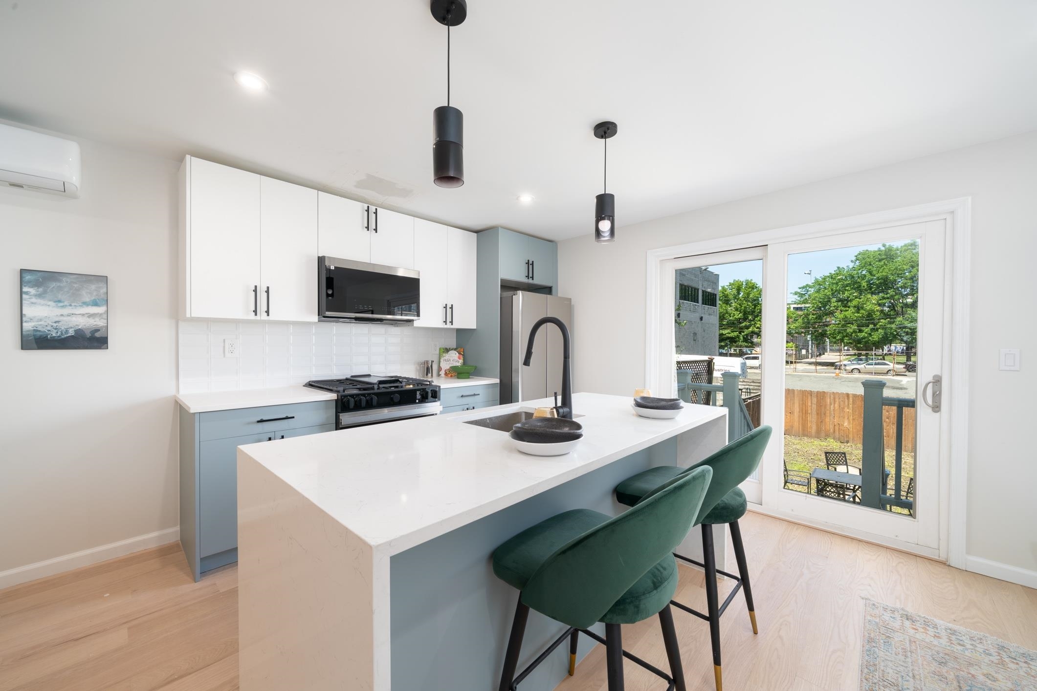 Property Photo:  366 7th St 1  NJ 07302 