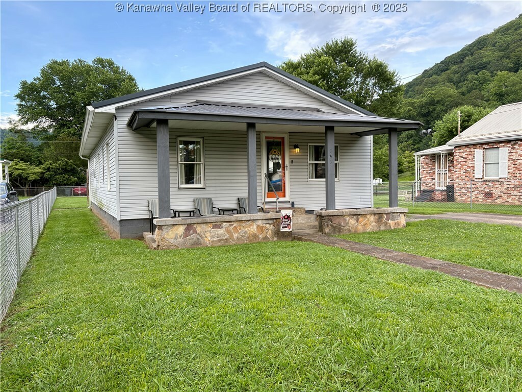141 Brannon Street  East Bank WV 25067 photo