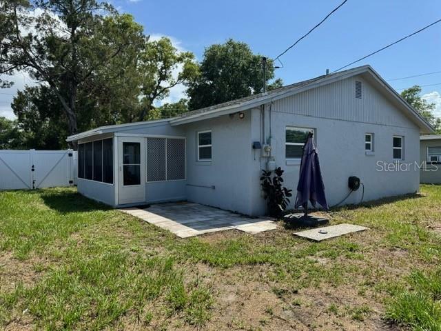Property Photo: 2315 Pembrook Drive FL 32810