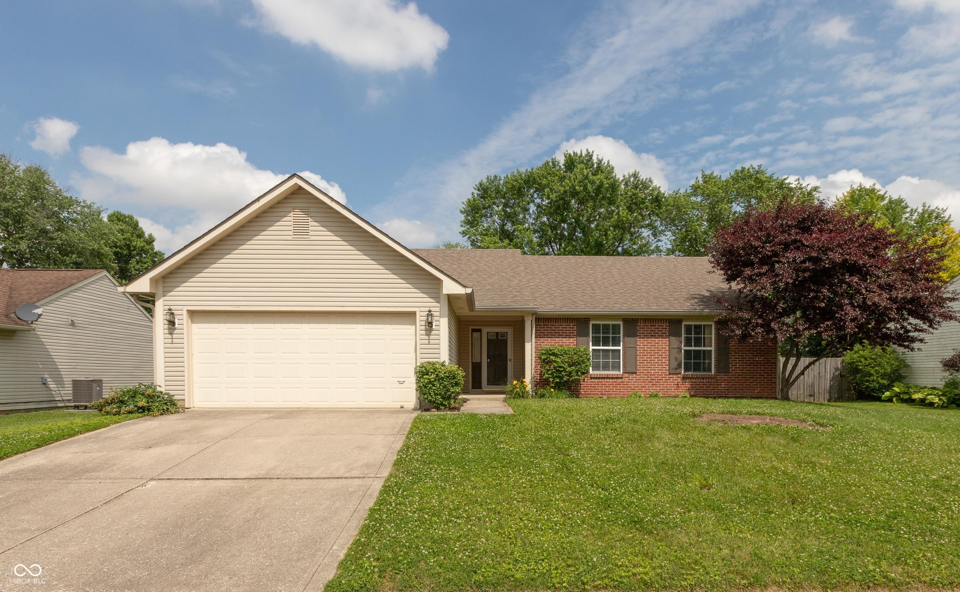 Property Photo: 1579 Winding Creek Trail IN 46112