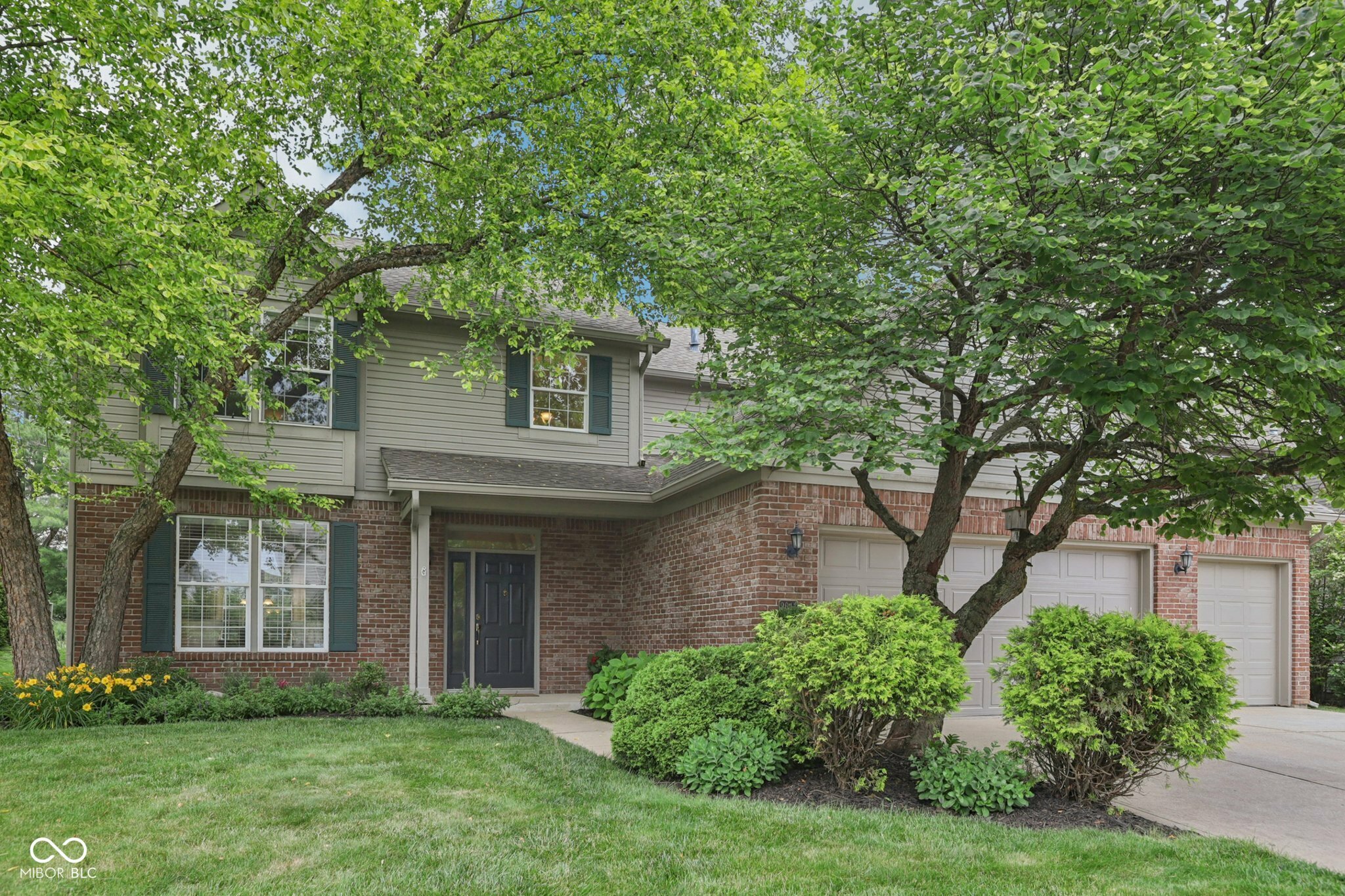 Property Photo: 9643 Cypress Way IN 46032