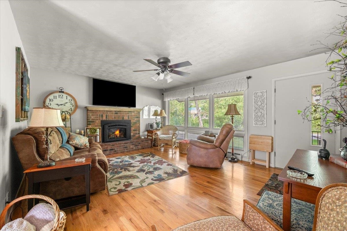 Property Photo: 10 Crescent Drive SD 57732