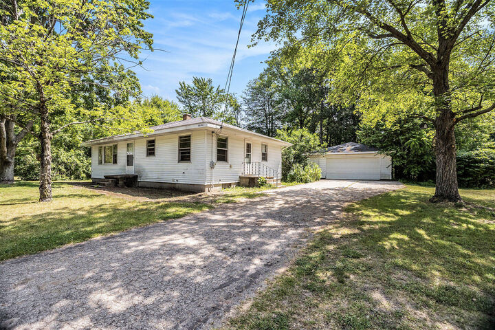 16140 144th Avenue  Spring Lake MI 49456 photo