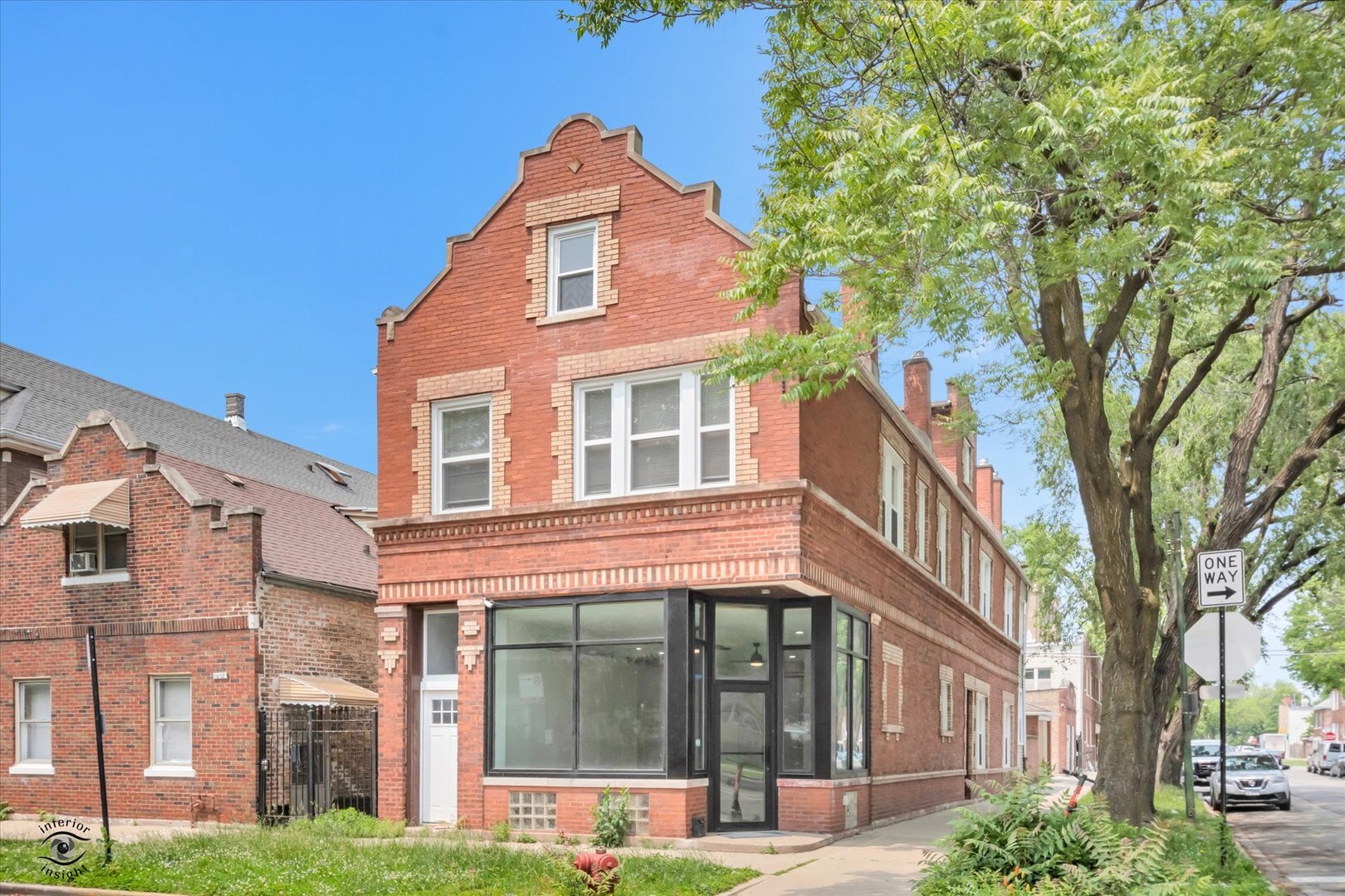 Property Photo: 3000 W 40th Street 2N IL 60632