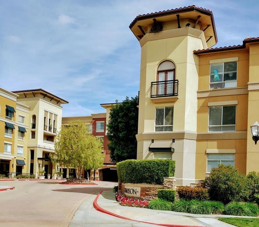 Property Photo: 24595 Town Center Drive 3407 CA 91355