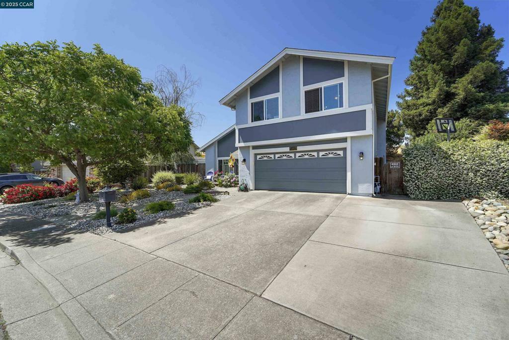 Property Photo: 921 Bolton Cir CA 94510