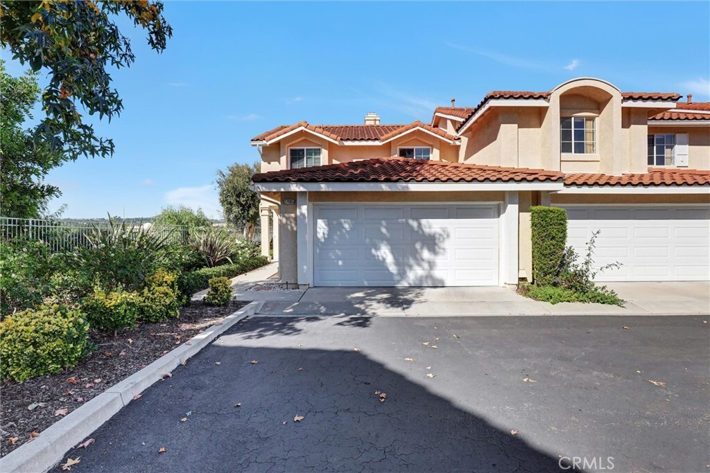 Property Photo: 27495 Embassy Way CA 92677