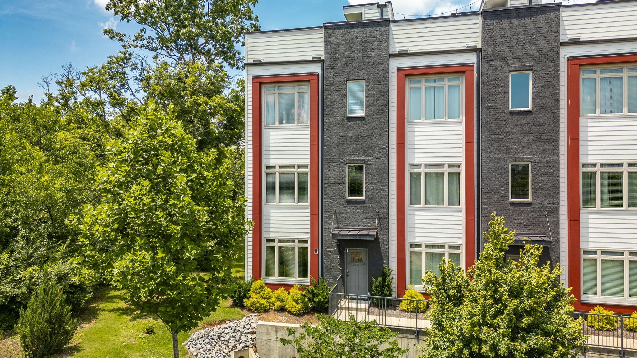 Property Photo:  970 Youngs Ln A  TN 37207 