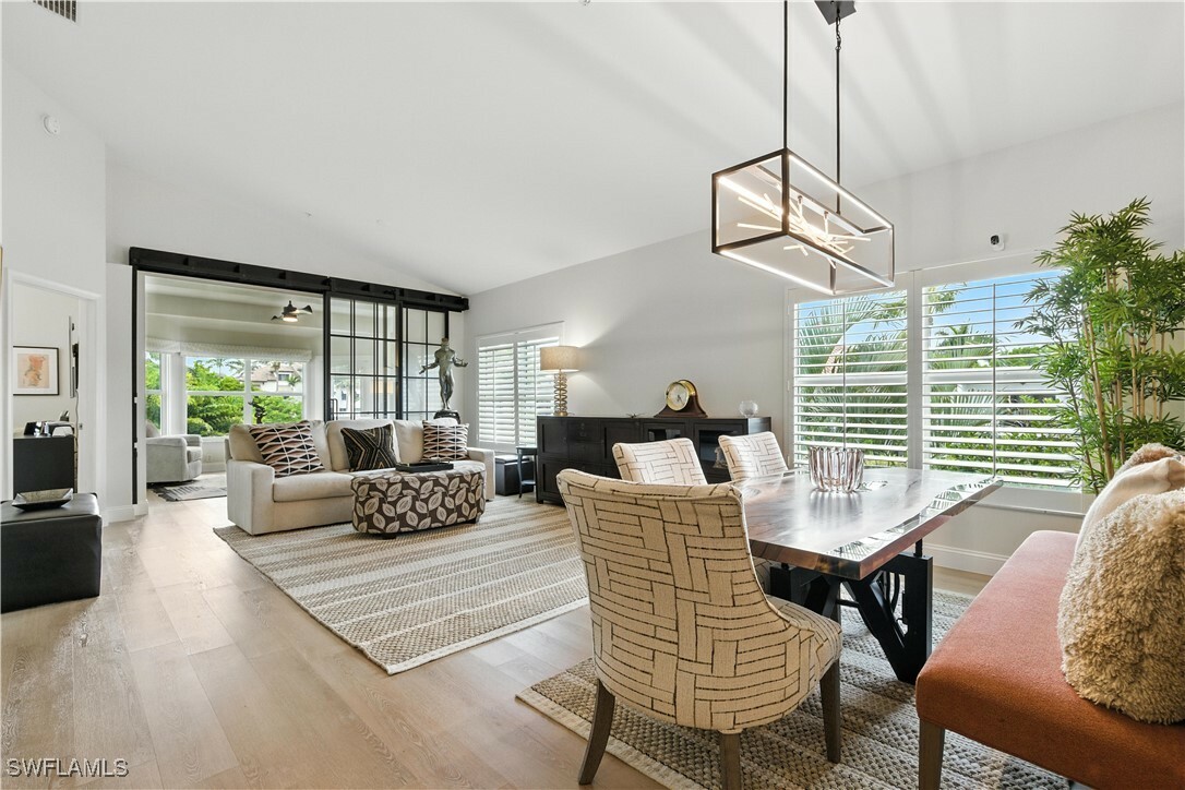 Property Photo: 547 11th Avenue S 204 FL 34102