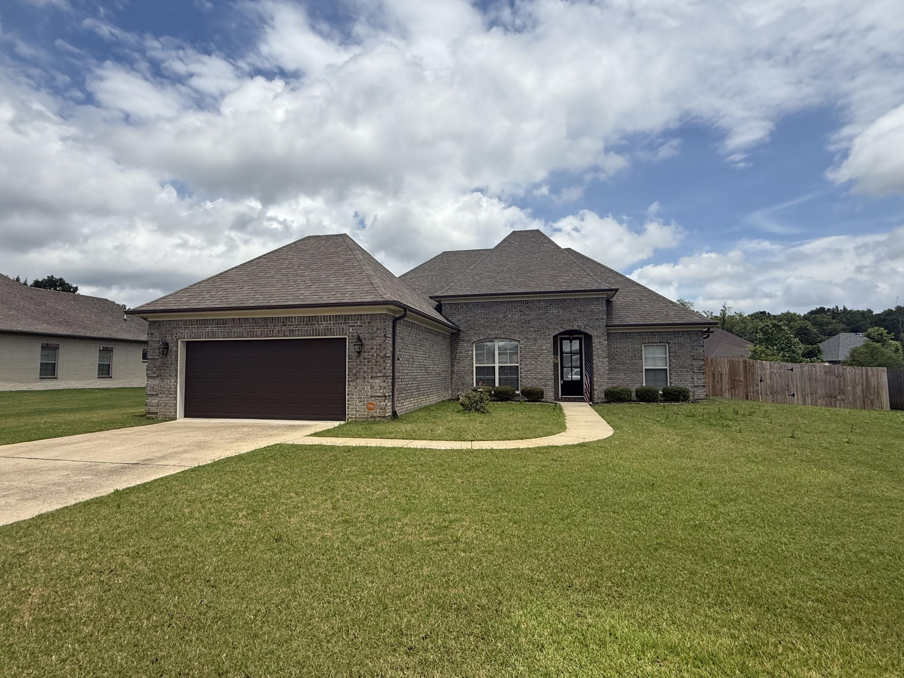 Property Photo: 106 Anchuka Drive MS 38866