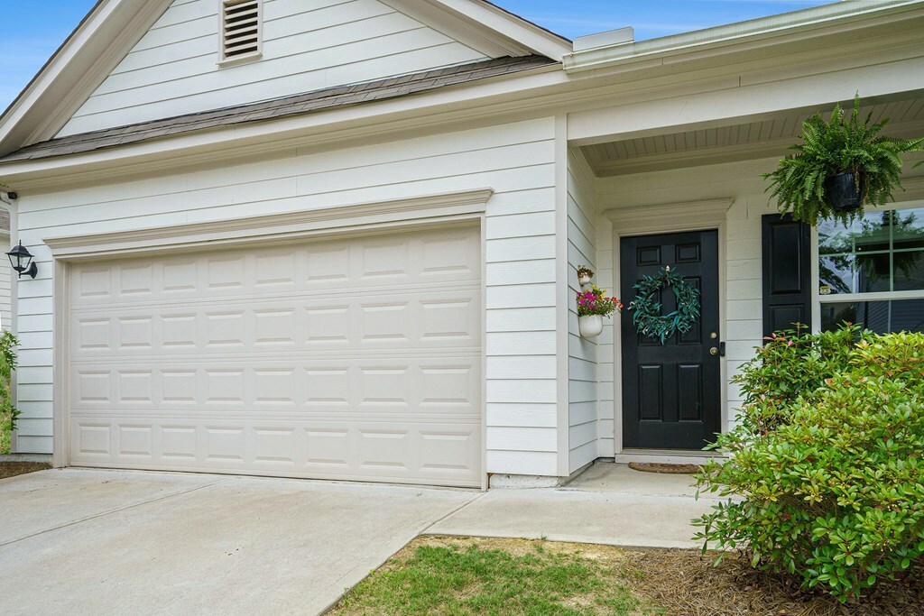 Property Photo: 206 Worley Drive GA 30143