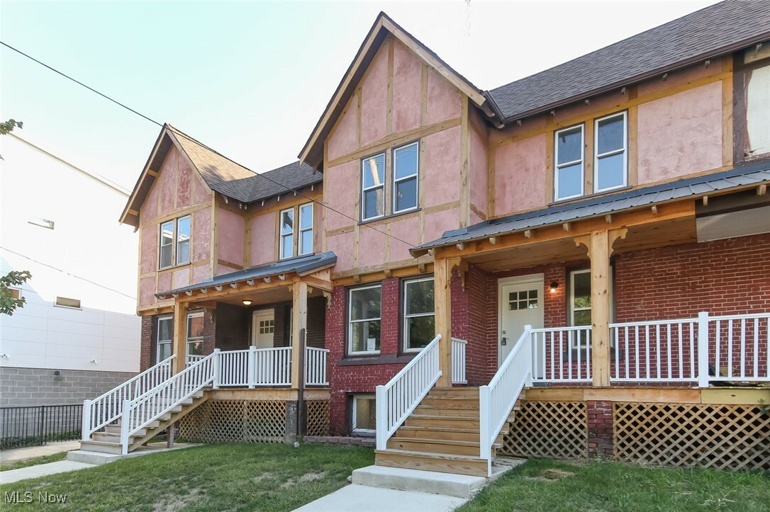 Property Photo: 1655 E 118th Street OH 44106