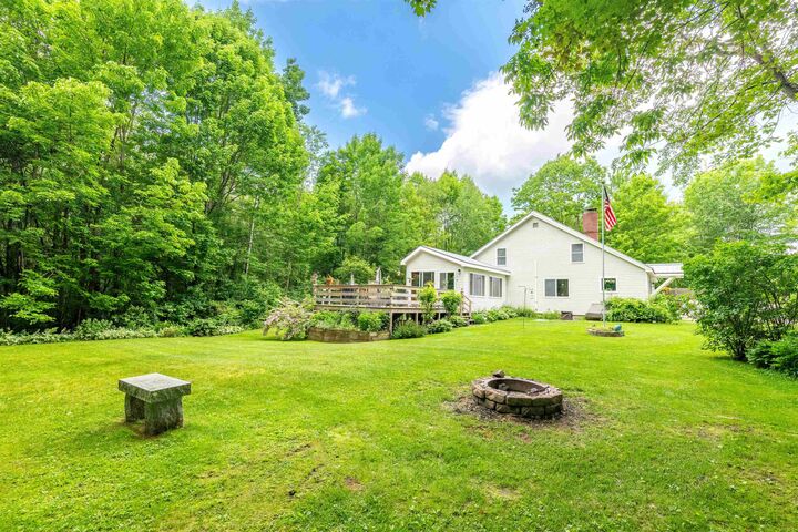 Property Photo: 1307 Lime Kiln Road NH 03780