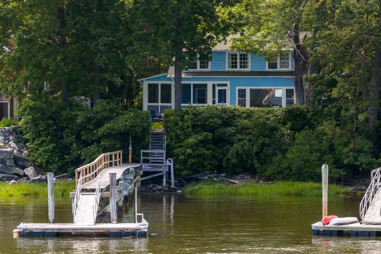 Property Photo: 26 Colony Cove Road NH 03824