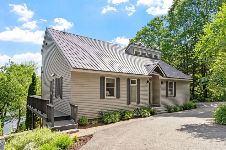 Property Photo:  32 Beach Head Road  NH 03290 