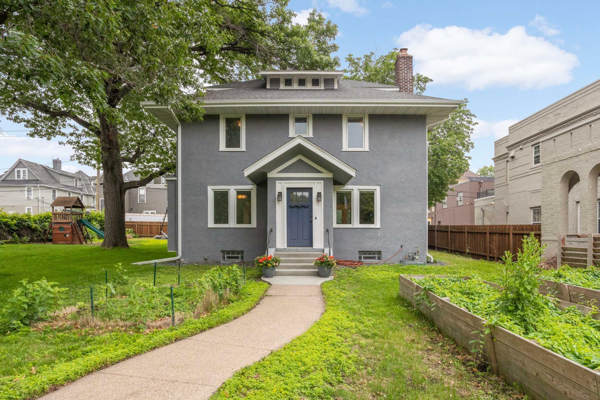 Property Photo: 2213 Nicollet Avenue MN 55404