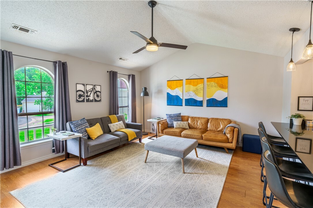 Property Photo: 4 Brookhollow Place AR 72712