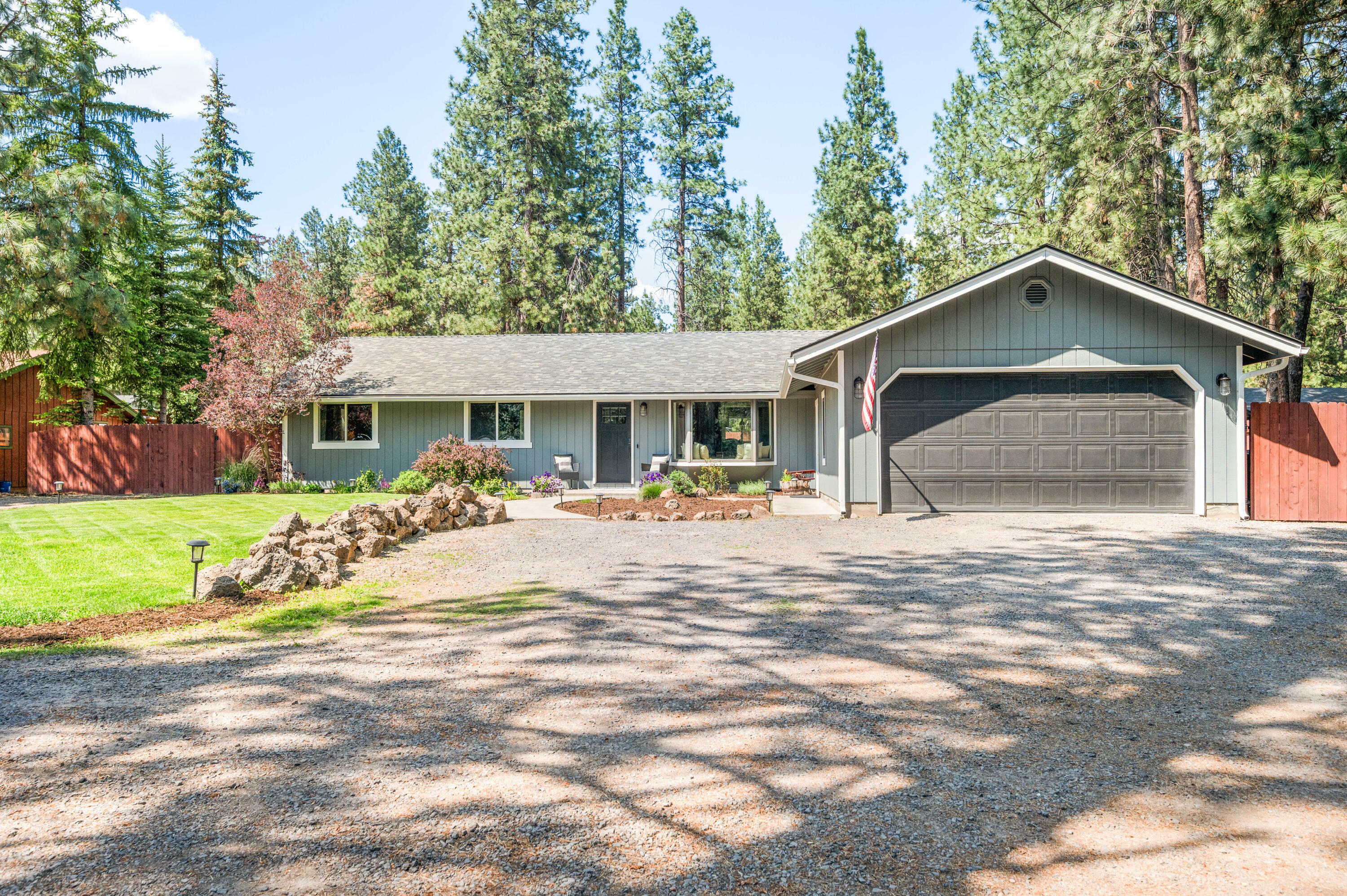 19096 Baker Road  Bend OR 97702 photo